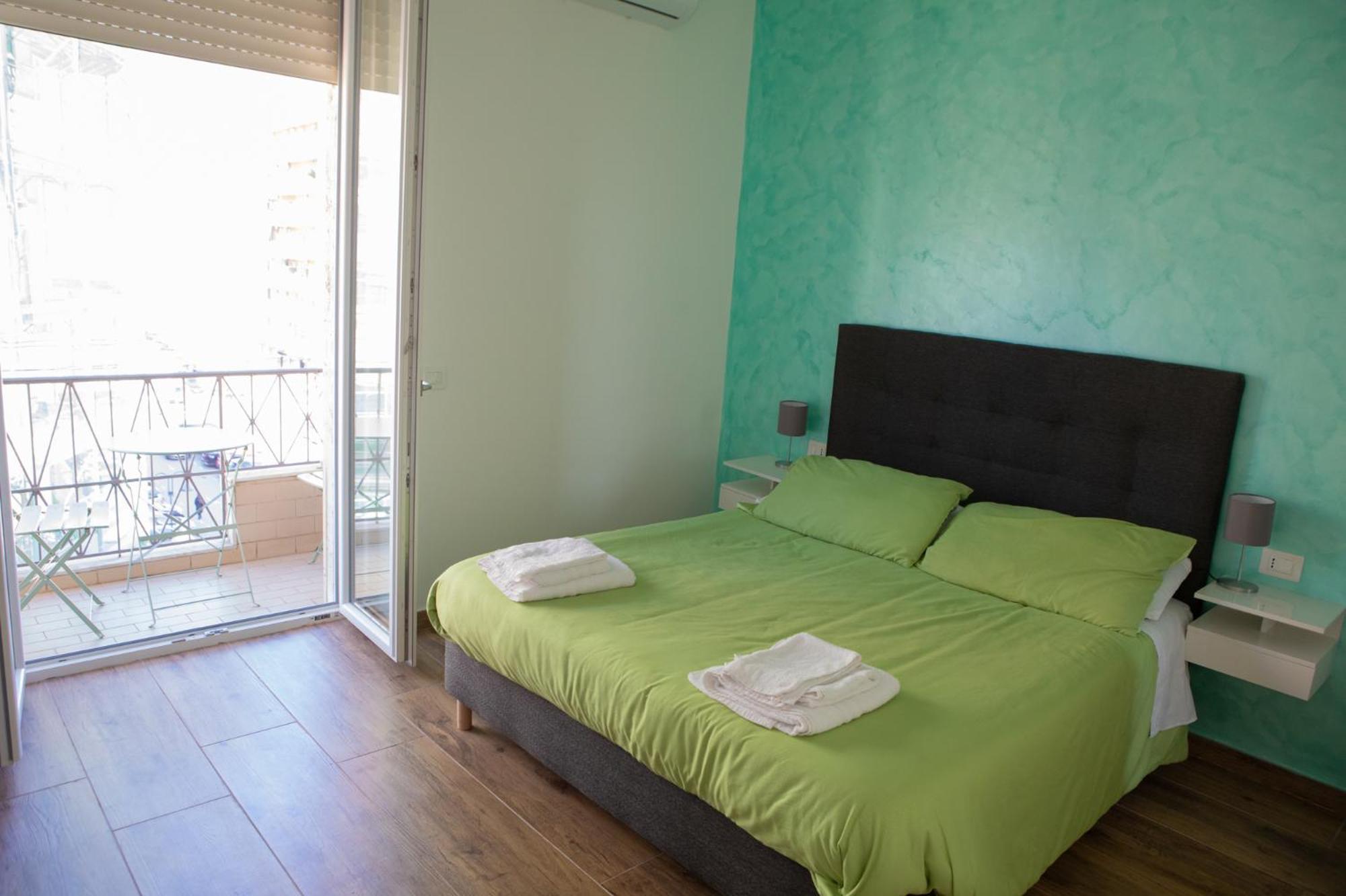 B&B Pietre Preziose Σαλέρνο Εξωτερικό φωτογραφία