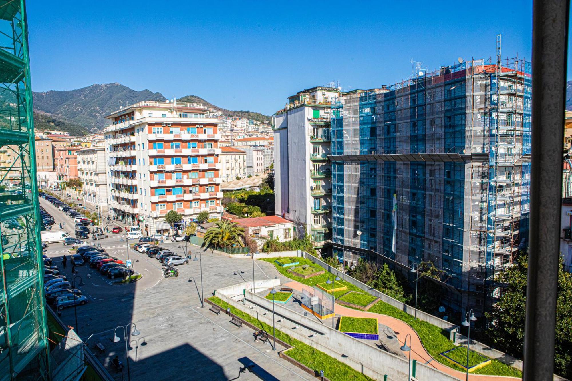 B&B Pietre Preziose Σαλέρνο Εξωτερικό φωτογραφία
